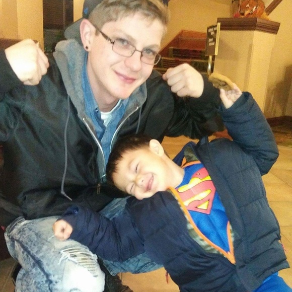 Meet your Posher, Sheila - Picture 6 of 8